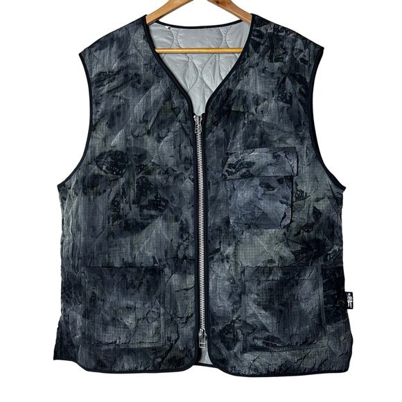 Mackintosh Mens Vest Size XL‎ Tie Dye Nylon Gilet GQM-211 Quilted Athletic - Picture 1 of 10